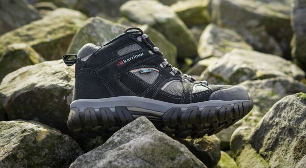 Chaussures de sécurité basses ou montantes : trancher selon son métier